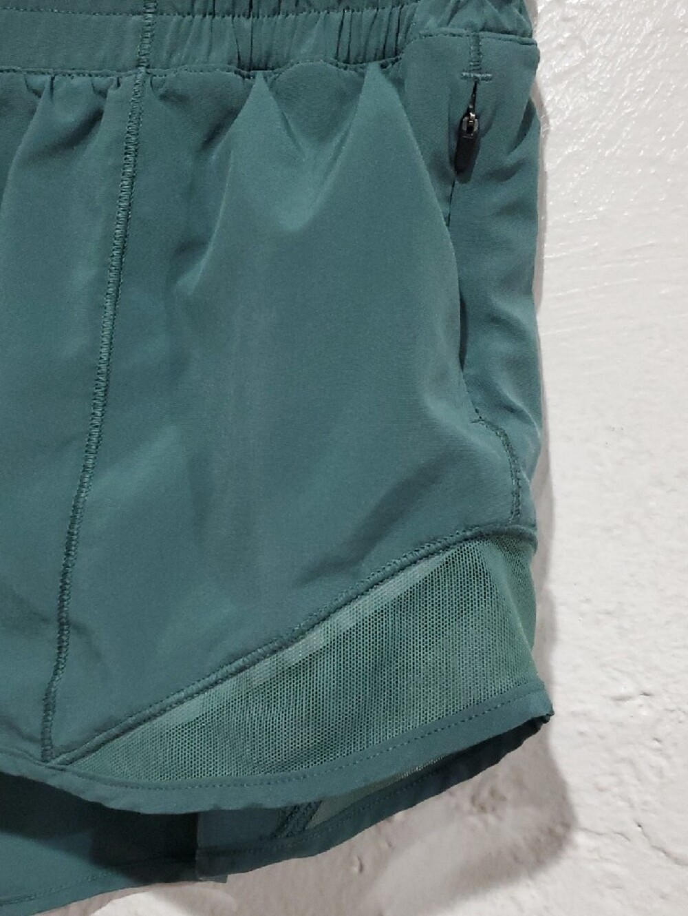 Lululemon Hotty Hot Teal Green Running Shorts Size 10 - Picture 3 of 10